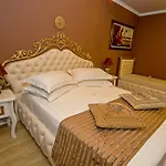 Boutique Fernando تيرانا