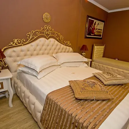Boutique Fernando Tirana